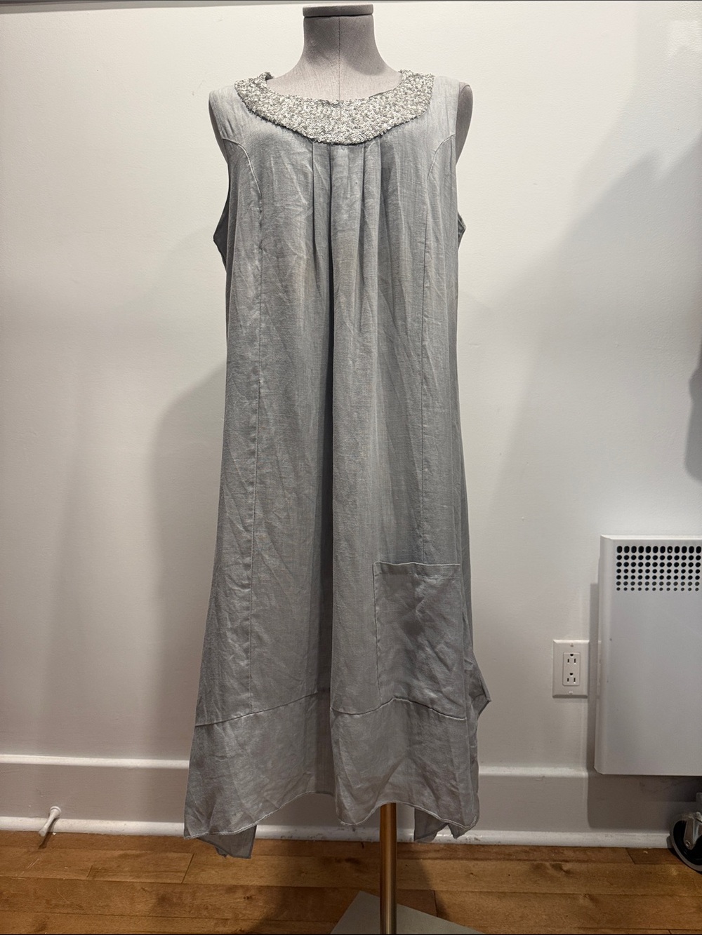 Froccella 100% Linen Sequin Neckline Midi Dress | Medium